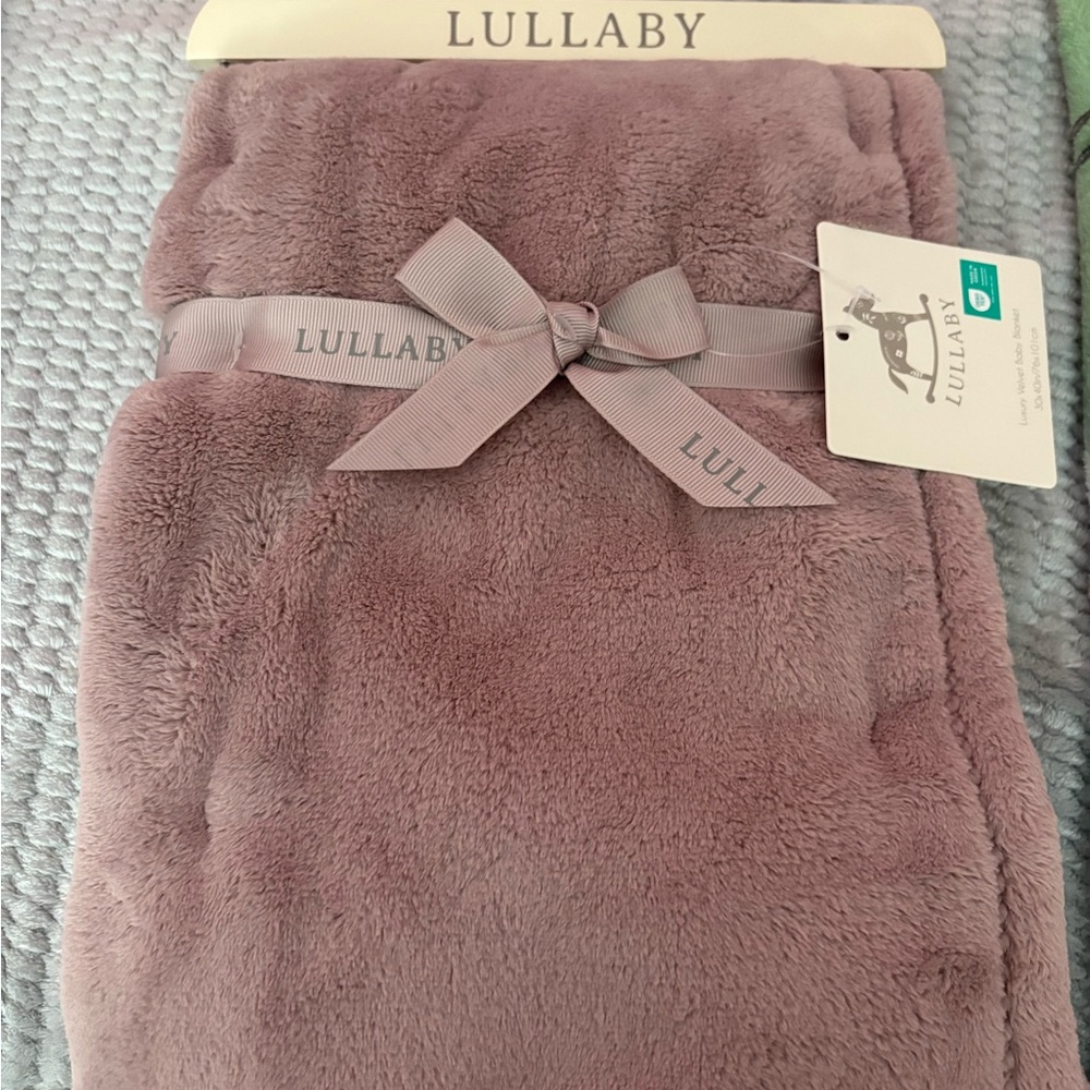 Lullaby Pink Velvet Baby Blanket